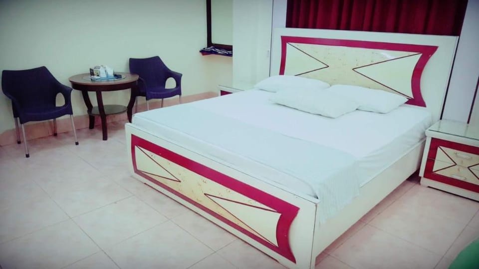Rehaish Inn PECHS Vacation rental in Karachi