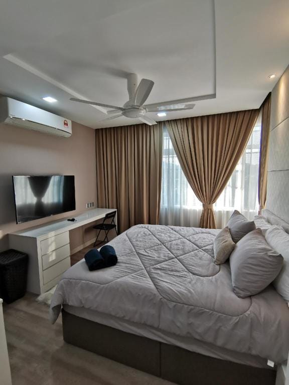 Kroma@57-A Modern & Homely suite with Pool & Gym Apartment in Putrajaya