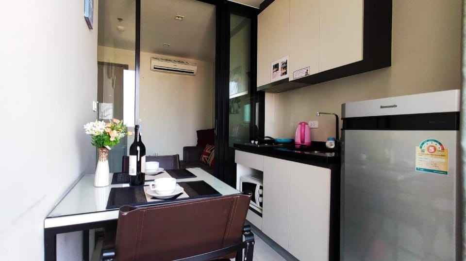 The Base Central Pattaya Beach Walking Street Apartment in Pattaya City