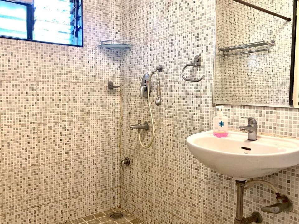 2 Bedroom Apartment with Pool | 302 Casa Stay Apartment in Baga