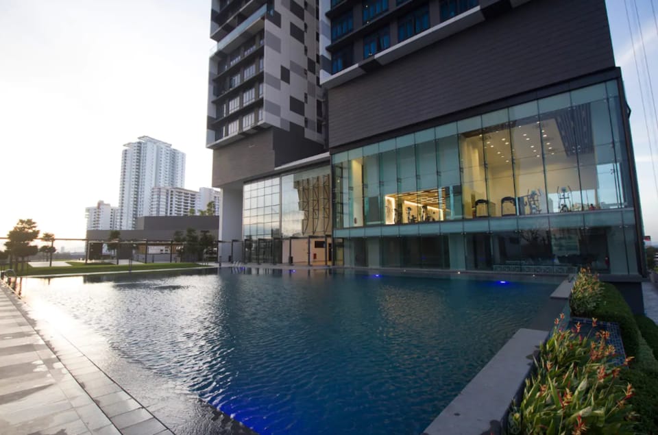 Setia Sky 88  Level36 Family Living Houzz Apartment in Johor Bahru