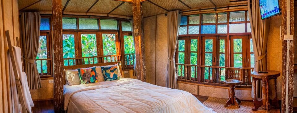 Baanchandra Jungle Tiny Barn House . Vacation rental in Thailand