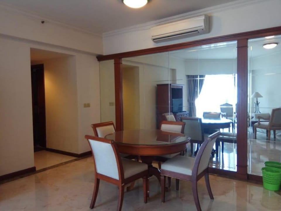 Nice Perfect stay near Kota Kasablanka Kuningan Apartment in South Jakarta City