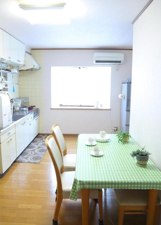 TeraseHouse@Family-Friendly&Spacious 3min to Sta. Vacation rental in Osaka