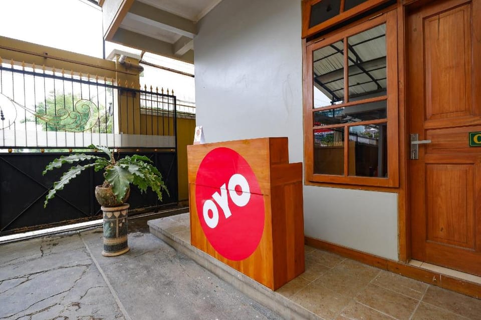 OYO 2737 D'kost Hotel in Special Region of Yogyakarta