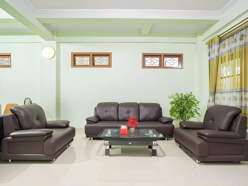 RedDoorz Syariah near Alun Alun Wonosari Hotel in Special Region of Yogyakarta