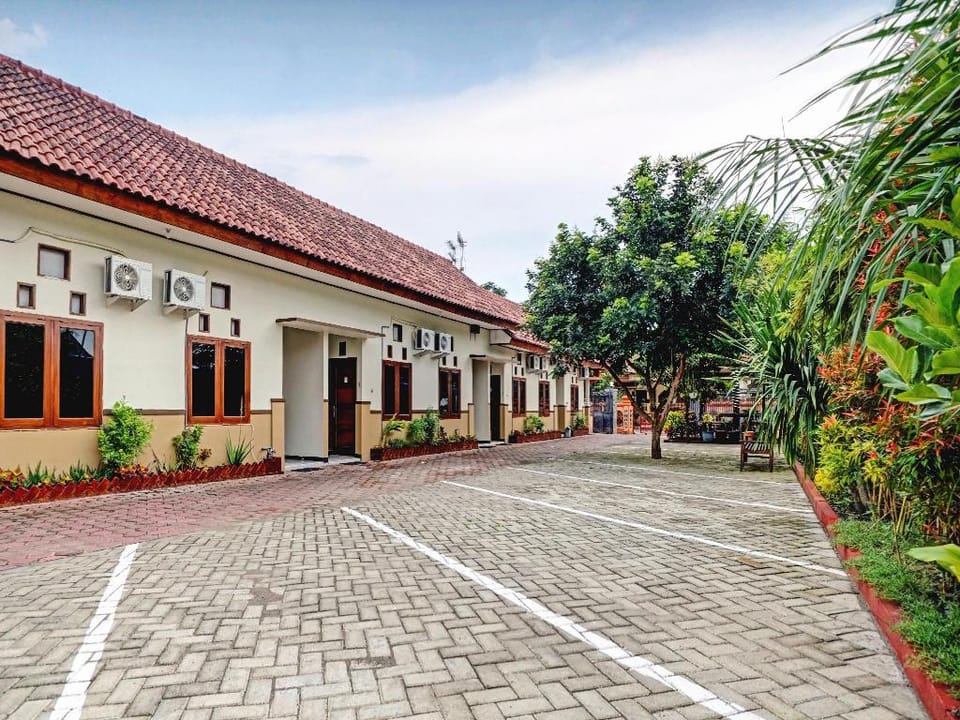 Sakinah Family Residence Hotel in East Java