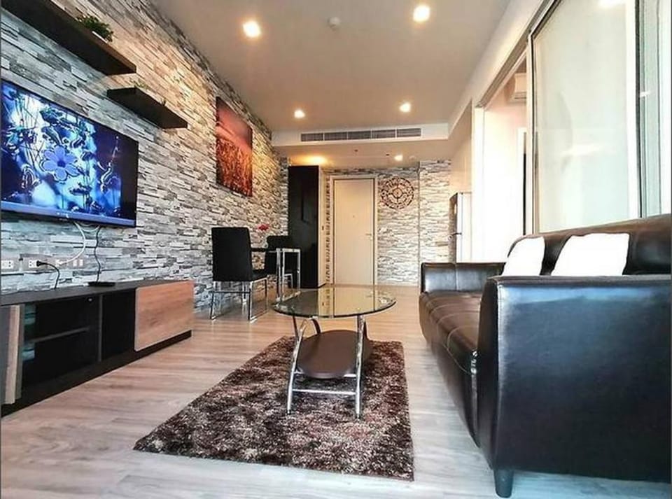 Baan Plai Haad Pattaya Apartment in Pattaya City