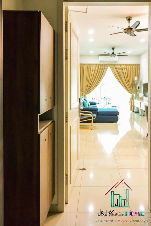 Melaka's Parkland Condo@J&J Vacation Home 3R 10pax Apartment in Malacca