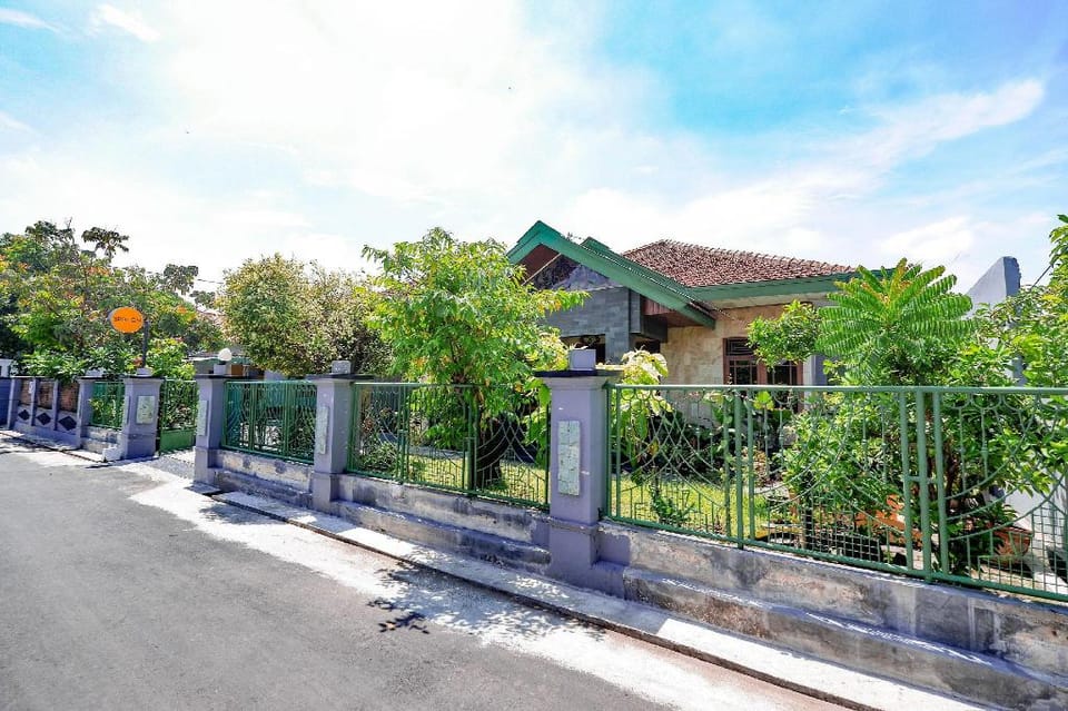 Hotel O Griya Kawula Syariah Hotel in Indonesia