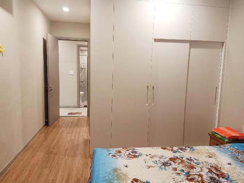 High View. Cheap. Luxury , 2BR, 2WC, free gym,pool Apartment in Ho Chi Minh City