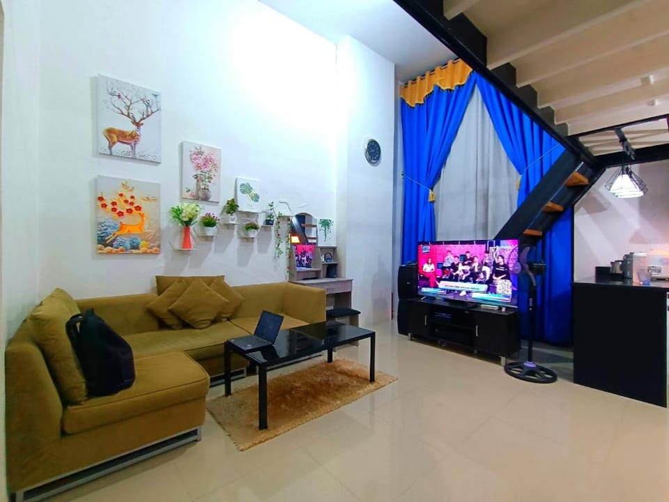 Special Big Loft Unit w/Fibreop Internet & Netflix Apartment in Lapu-Lapu City