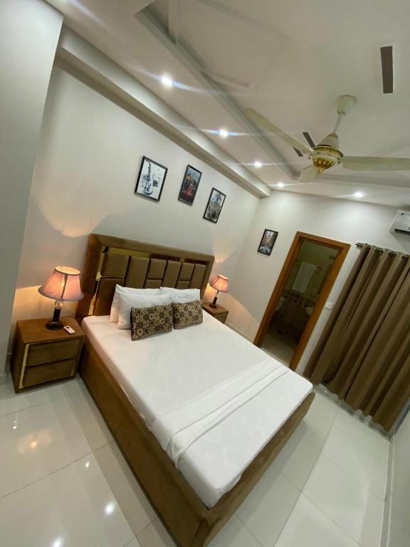 Livin Hub Guest house Hotel in Islamabad