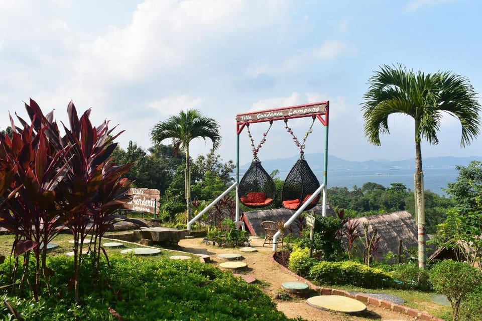 OYO 2779 Villa Gardenia Syariah Hotel in Indonesia