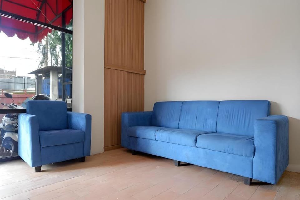RedDoorz @ Jalan Kartini Semarang Bed and Breakfast in Indonesia