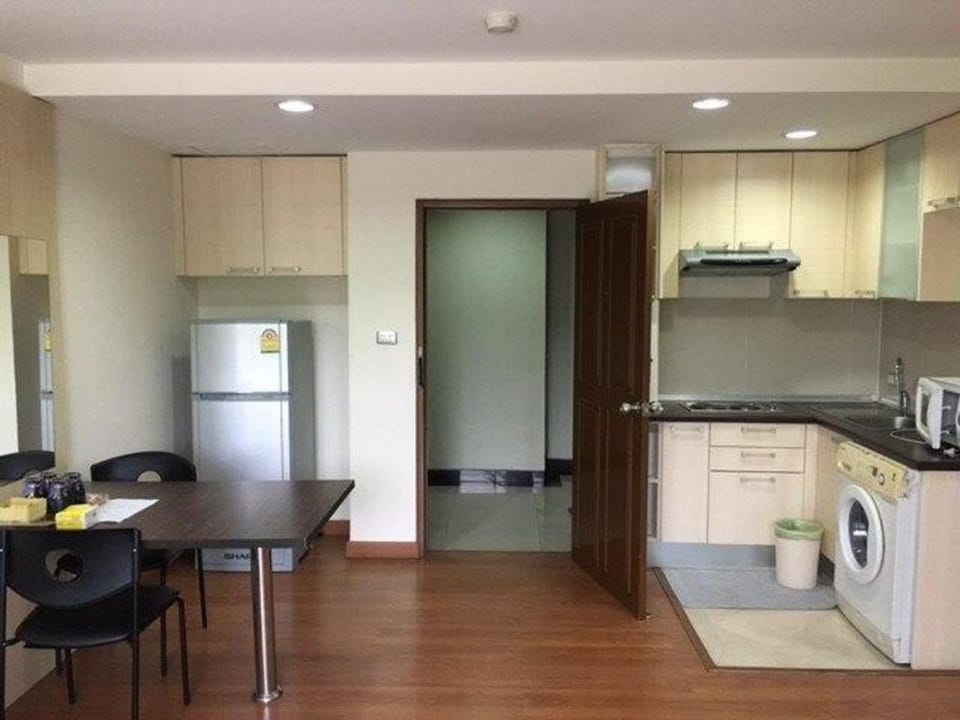 Nice 1BR Apt, Riverside and close to Asiatique Apartment in Bangkok
