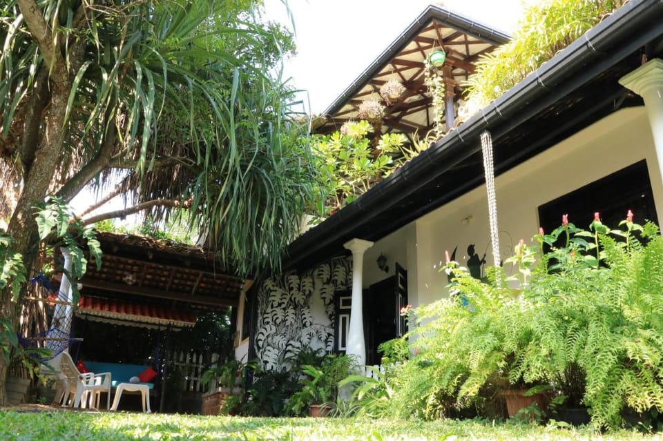 Whispering Ocean Villa in Western Province