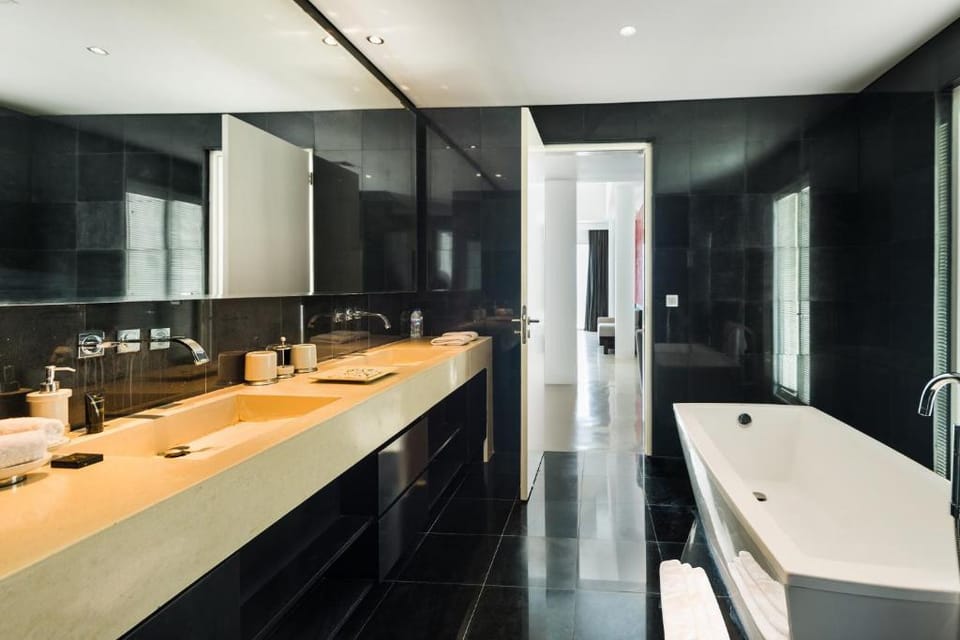 Luxury 4 BR Grand Pool Villa #V458 Villa in Bali