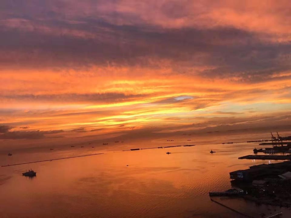 Grand Riviera Suites Apartment in Pasay
