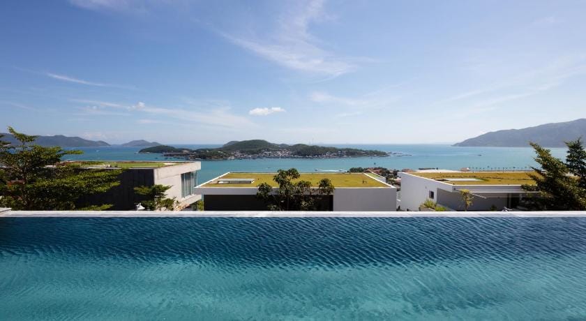 MARIANA VILLA 5 BEDROOMS, POOL, SAUNA AND JACUZZI Villa in Nha Trang