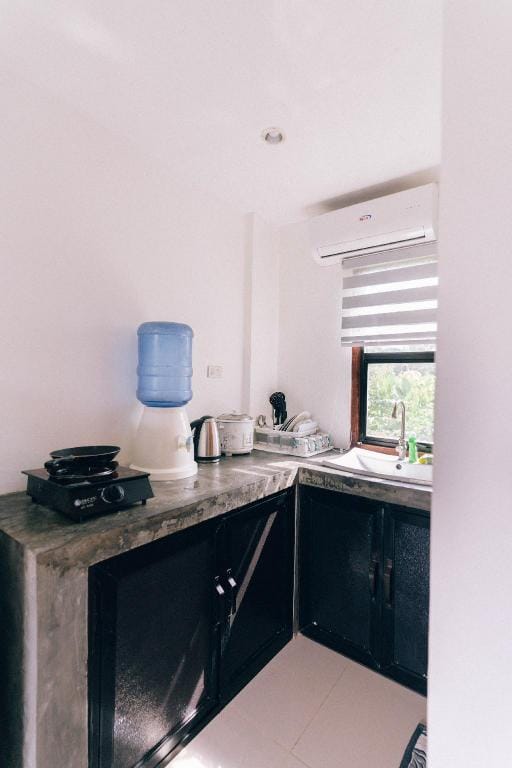 Discover Island Paradise at Dre's Place Siargao! Apartment in General Luna