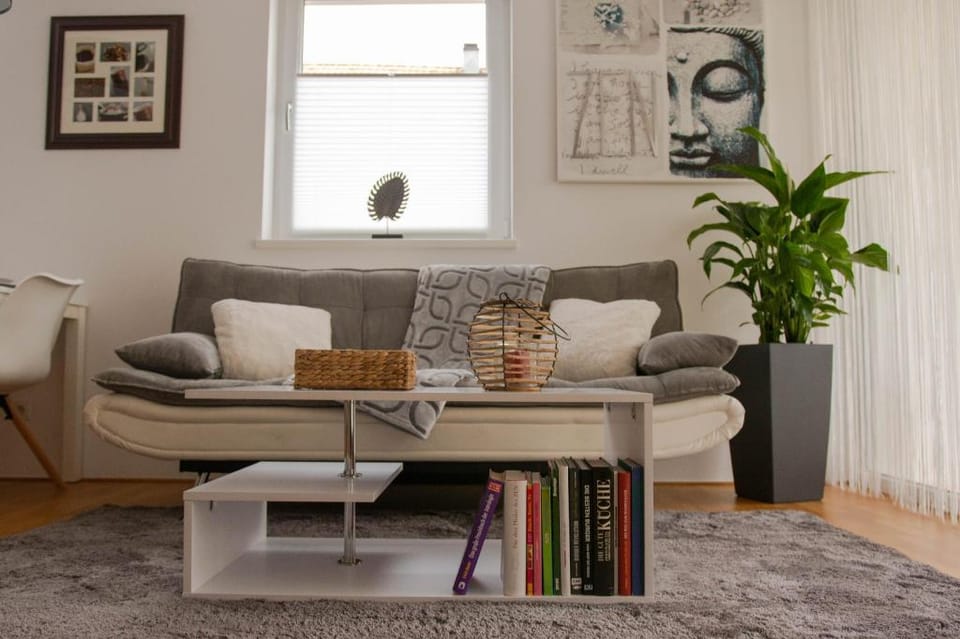 Moderne Gartenwohnung, Netflix, 5 min zum Bahnhof Apartment in Vorarlberg, Austria