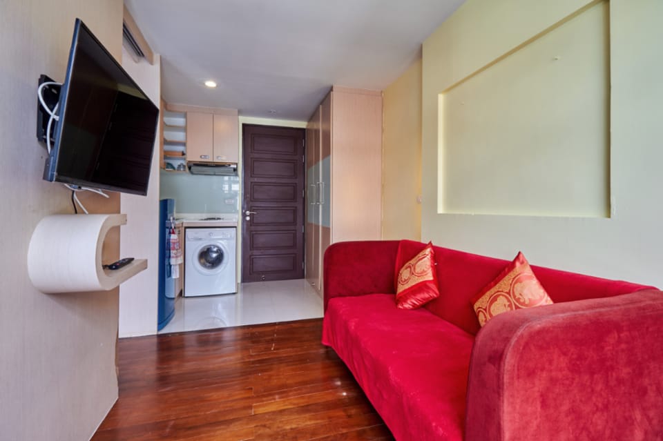 Patong condo with Pools Apartment in Patong