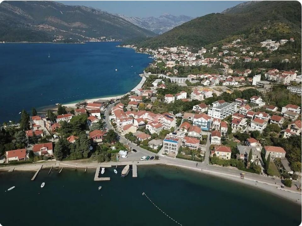 Spectacular Modern Apt in Tivat Minute From Sea Apartment in Kotor Municipality