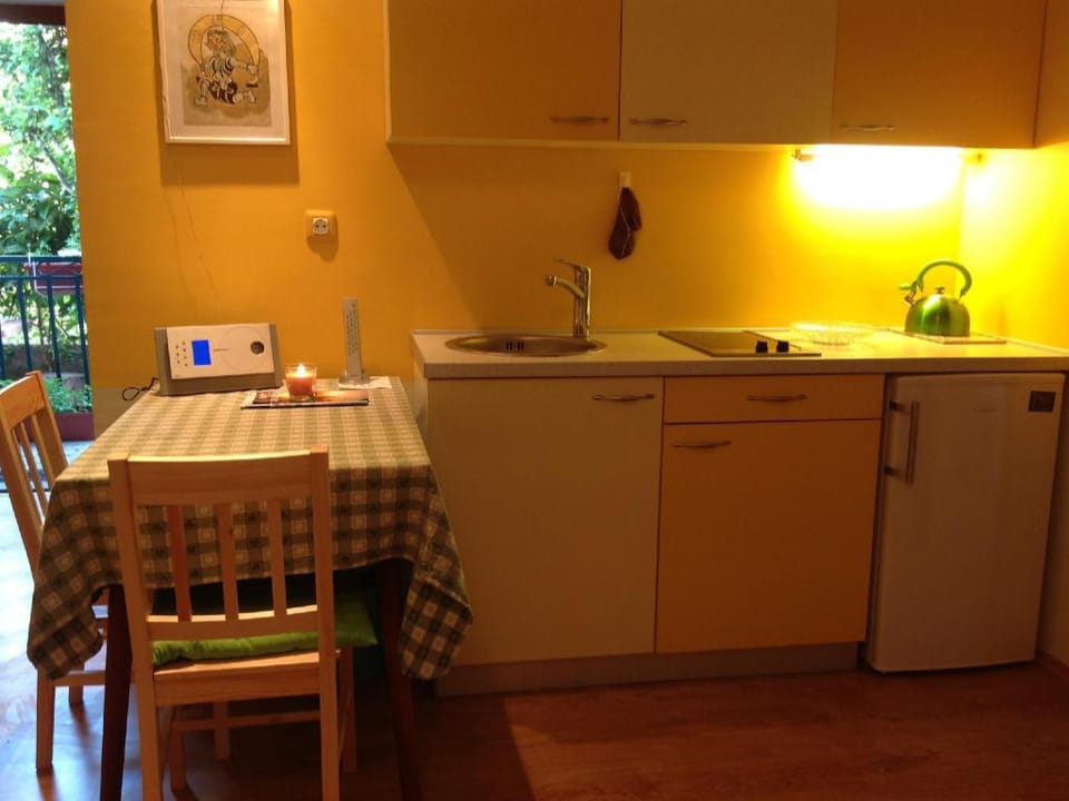 Apartment in villa, big garden and pool, sea close Apartment in Zadar