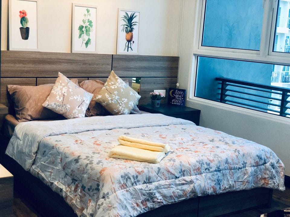 Cozy Studio Suite with Seaview near Queensbay Mall Apartment in Bayan Lepas