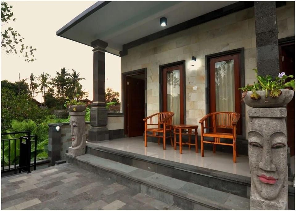 1 Bedroom, W/Swimming pool, Aircon, Hot water,Wifi Vacation rental in Sukawati
