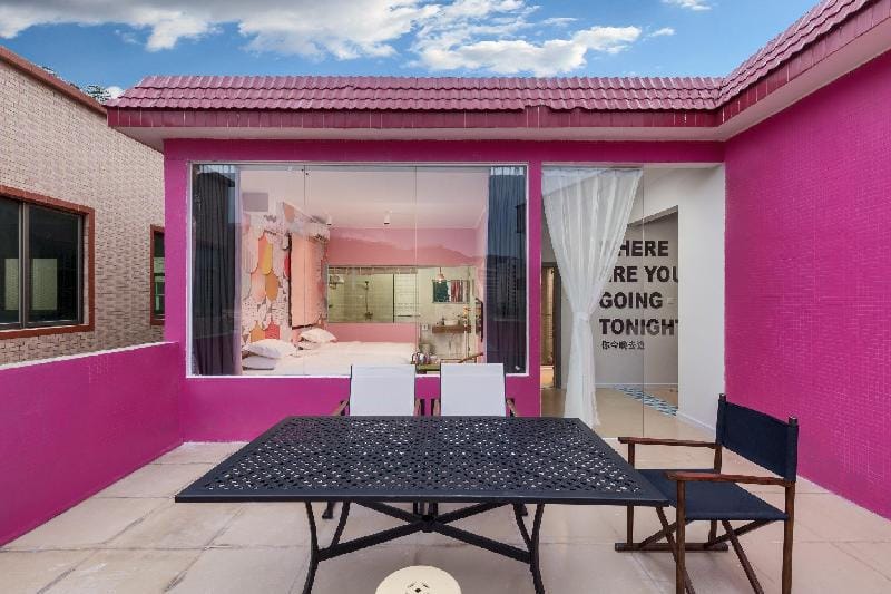 Alice in Wonderland (Whole Building Rent,11 rooms) Vacation rental in Guangdong