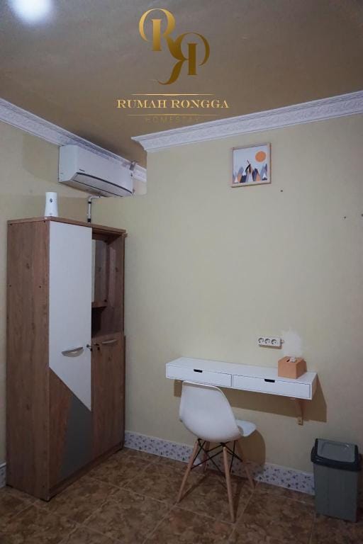 Rumah Rongga Homestay Vacation rental in West Nusa Tenggara, Indonesia