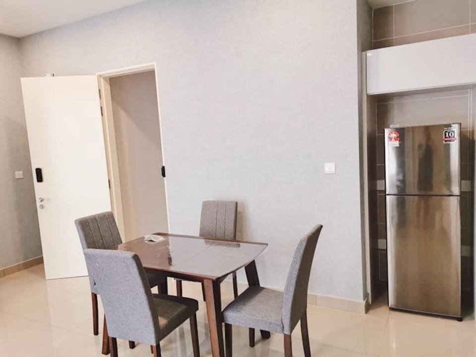 THE MINIMALIST COMFY-1BR@Walking Distance-LEGOLAND Apartment in Johor