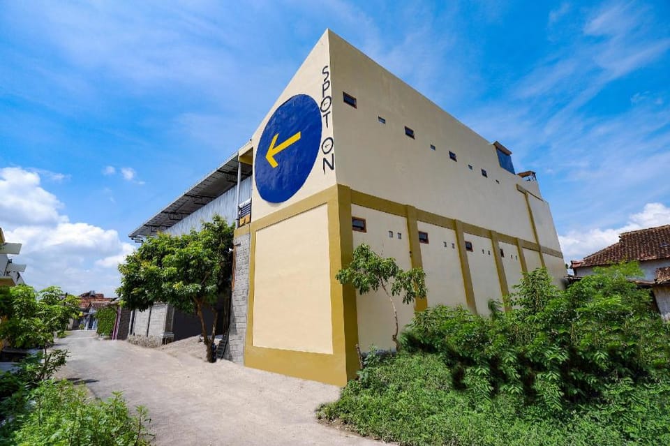 SPOT ON 2790 Bintang Selatan Syariah Hotel in Indonesia