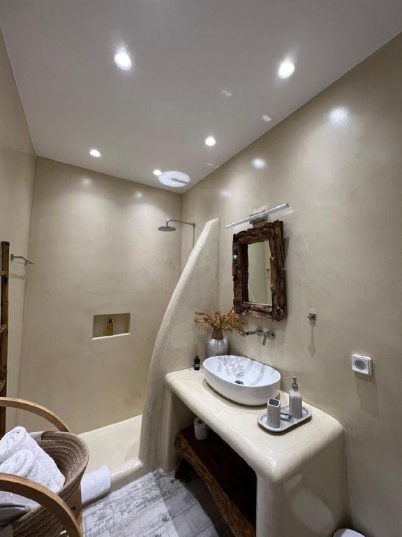 Mykonos Calypso Sunset Luxury Villa-kite surf-yoga Villa in Mykonos, Mikonos 846 00, Greece