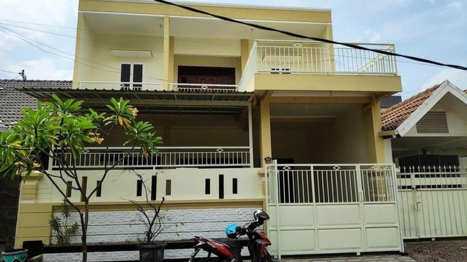 Homey Place near ITS  Vacation rental in Surabaya