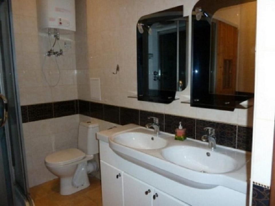 Excellent 2 bedroom apartment in a park Apartment in Odessa Oblast