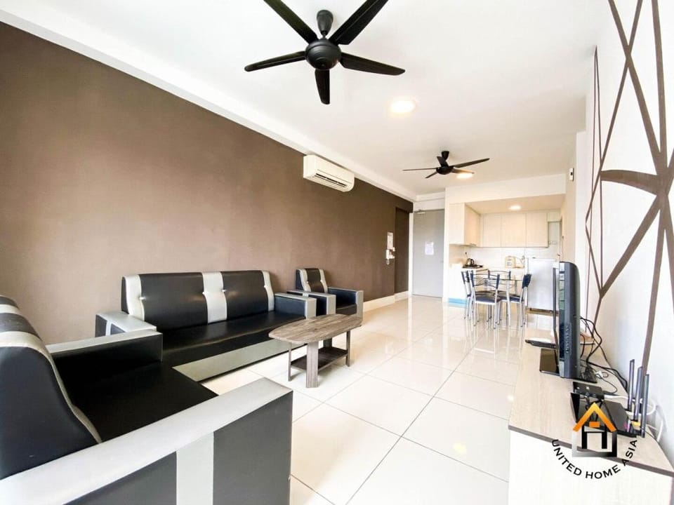 JonoSuite 1Tebrau @ 3BR 5pax near Midvelley by UHA Apartment in Johor Bahru