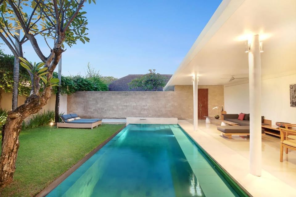 Amazing 1 BR Royal Pool Villa #V468 Villa in Kuta