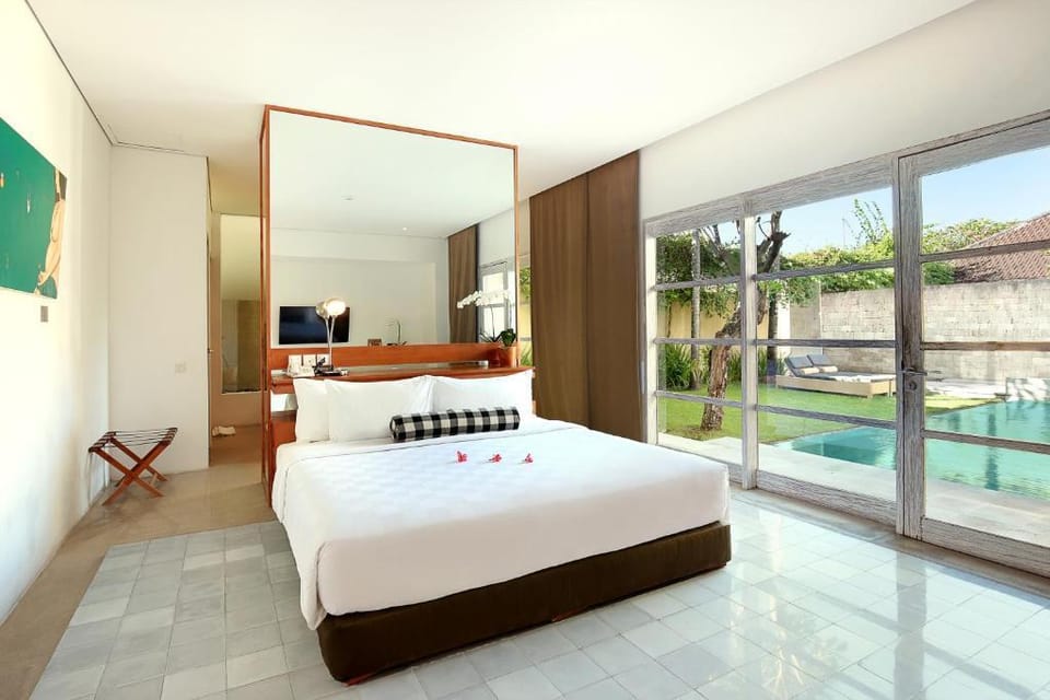 Amazing 1 BR Royal Pool Villa #V468 Villa in Kuta