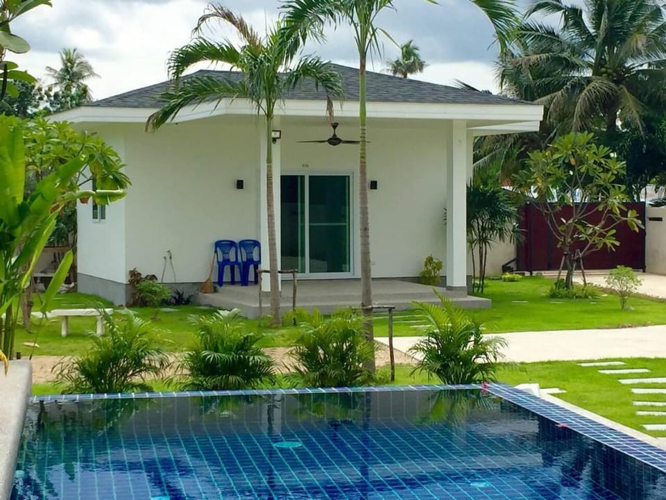 Swiss Bungalow Cha Am, pool, garden, parking Vacation rental in Thailand