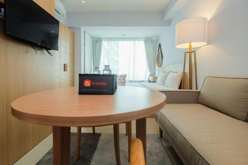Modern Studio Grand Kamala Lagoon Apt By Travelio Apartment in West Java