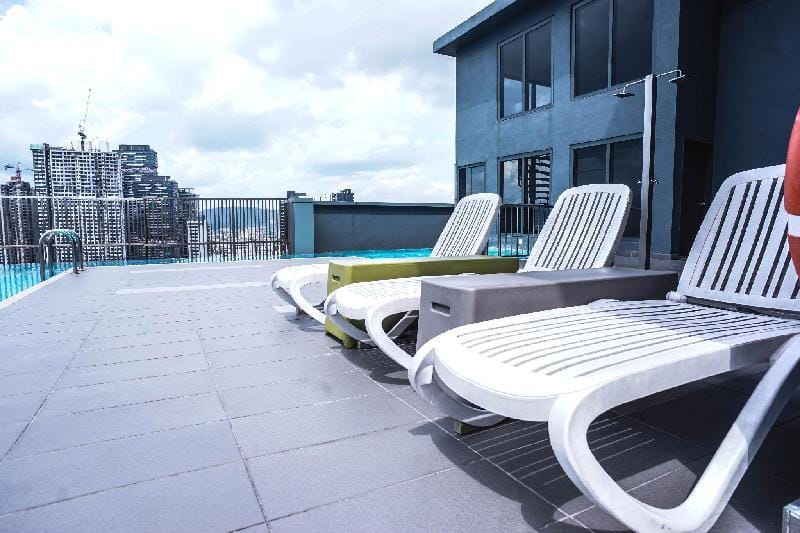 Android TV box KLCC studio gleneagles pool open  Apartment in Federal Territory of Kuala Lumpur
