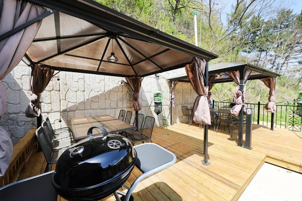 Samcheok the attraction pension Hotel in South Korea