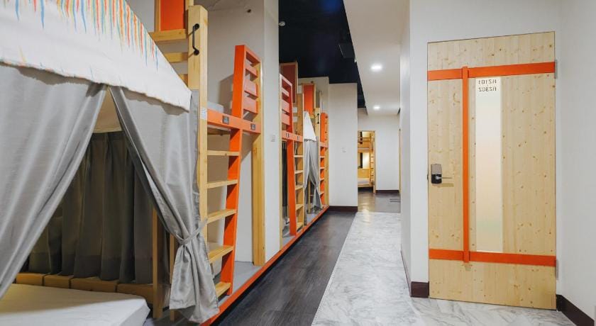 A-SHIN TAINAN HOSTEL Bed and Breakfast in Kaohsiung