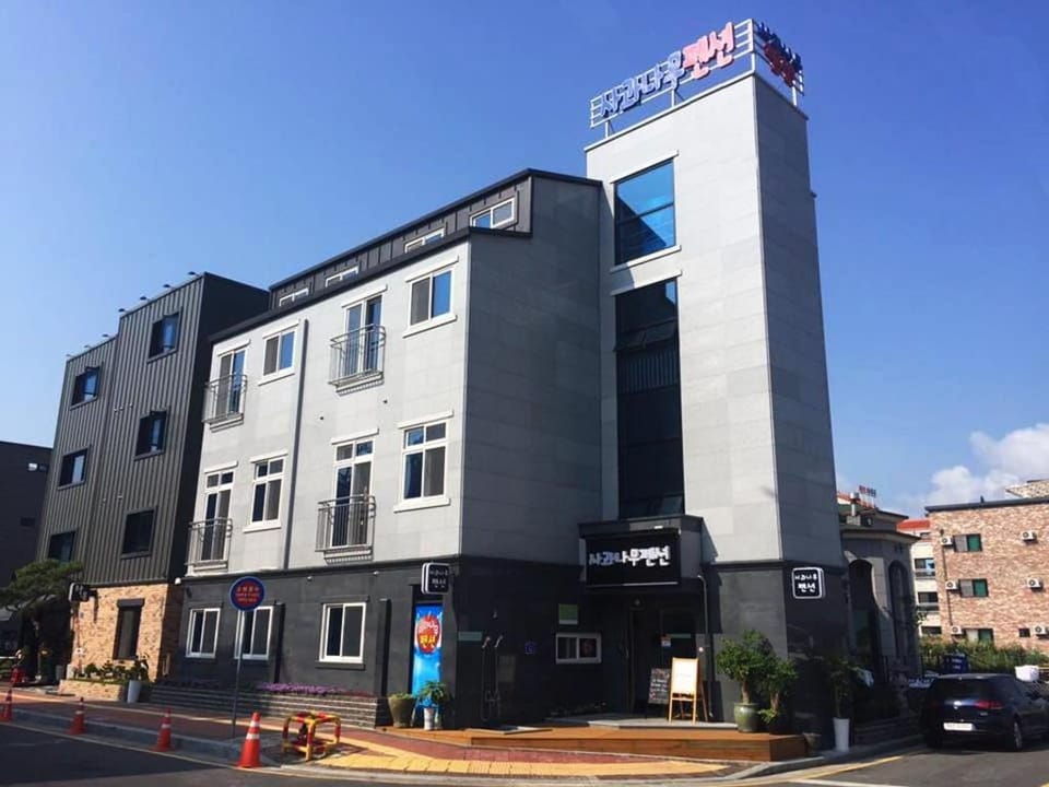 Daecheon apple tree pension Campground/ 
RV Resort in South Korea