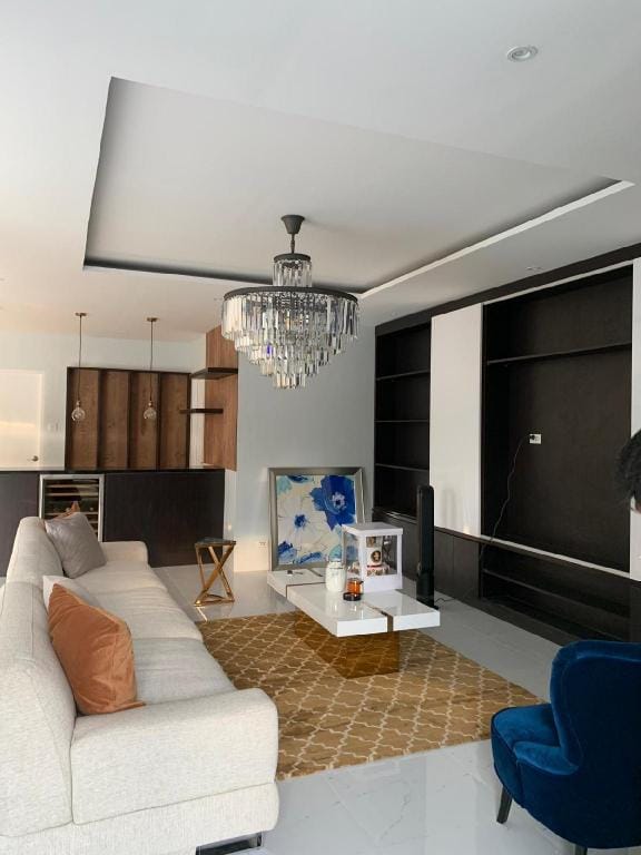Cozy,Luxury 4Bedroom Apartment in Greenwoods Pasig Vacation rental in Pasig