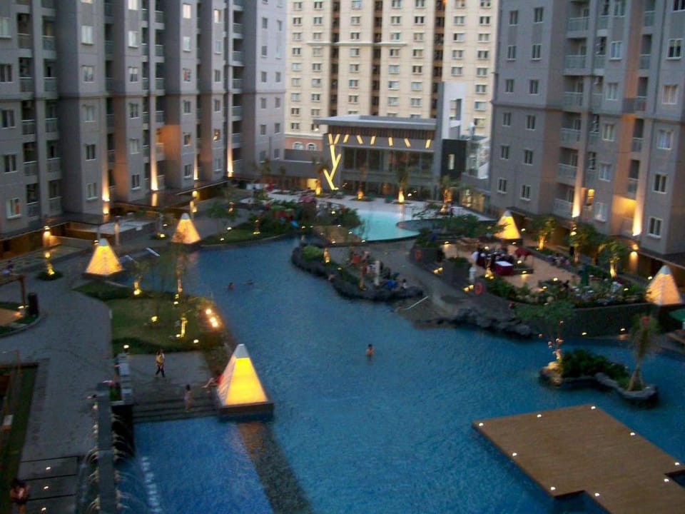 royal mediterania apartment, central park mall Apartment in Jakarta
