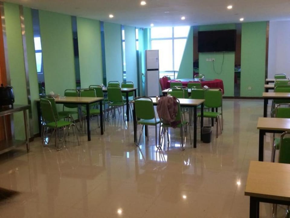 PAI Hotels Heze Chengwu Junhua Bus Terminal Station Hotel in Shandong